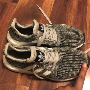 Adidas Swift Run
